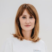 Казаринова Елена Вячеславовна, врач-косметолог