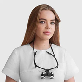 Илюшина Олеся Михайловна, стоматолог-терапевт