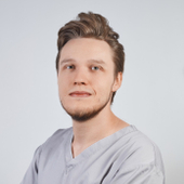 Ташкинов Игорь Олегович, стоматолог-хирург