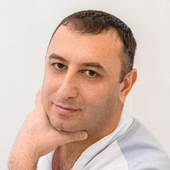 Тумасян Левон Владимирович, стоматолог-терапевт
