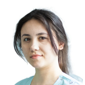 Янгулова Алина Наильевна, стоматолог-терапевт