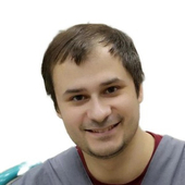 Николаев Сергей Николаевич, стоматолог-терапевт