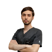 Арутюнян Армен Камоевич, стоматолог-хирург