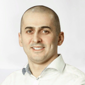 Карабеков Денис Магамедович, стоматолог-хирург