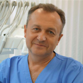 Заболотный Виталий Николаевич, стоматолог-хирург