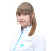 Звездинова Юлия Вячеславовна, офтальмолог