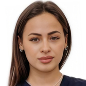 Иксанова Элина Валерьевна, стоматолог-терапевт