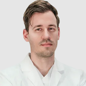 Винокуров Никита Сергеевич, стоматолог-хирург