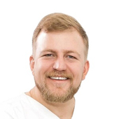 Копылов Максим Валерьевич, стоматолог-хирург