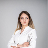 Нарваткина Дарья Сергеевна, стоматолог-терапевт