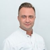 Грабко Павел Валерьевич, стоматолог-терапевт