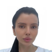 Свичинская Анна Сергеевна, стоматолог-терапевт