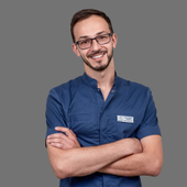 Вадахов Алим Тимурович, стоматолог-хирург