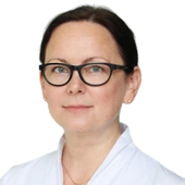 Крячкова Надежда Викторовна, стоматолог-хирург