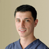 Алкацев Александр Владимирович, стоматолог-хирург