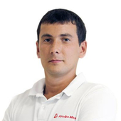 Башкардин Антон Евгеньевич, стоматолог-хирург