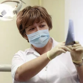 Лазарева Елена Владимировна, стоматолог-терапевт