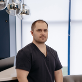 Осяпин Абрам Вячеславович, стоматолог-хирург