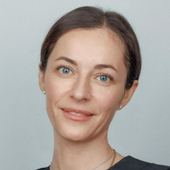 Дюгаева Олеся Владимировна, стоматолог-хирург