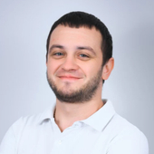 Коротченко Владимир Сергеевич, стоматолог-хирург