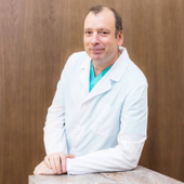Болгов Евгений Николаевич, хирург