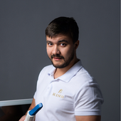 Артюхевич Роман Олегович, имплантолог