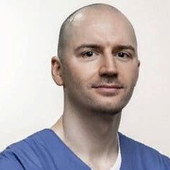 Медведчиков Артем Евгеньевич, ортопед