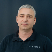 Еникеев Владислав Андреевич, стоматолог-терапевт