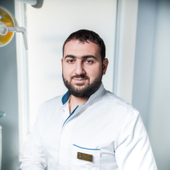 Аросян Андраник Владимирович, стоматолог-ортопед