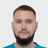 Шаясюк Роман Александрович, стоматолог-хирург