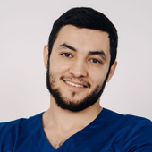 Пиров Азамат Мелибоевич, стоматолог-хирург