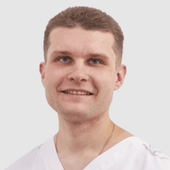 Густов Владислав Валерьевич, стоматолог-хирург