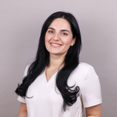 Симонян Ани Эдувард, стоматолог-терапевт