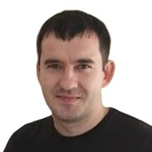 Тарасов Евгений Михайлович, стоматолог-терапевт