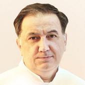 Баков Анзор Чазимович, стоматолог-терапевт