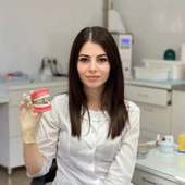 Тумасян Анна Левоновна, стоматолог-терапевт