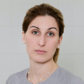 Хомякова Наталья Евгеньевна, стоматолог-терапевт