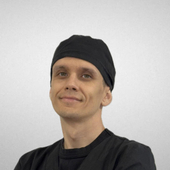 Иванов Михаил Вячеславович, стоматолог-хирург