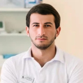 Махмудов Мевлан Мирванович, стоматолог-хирург