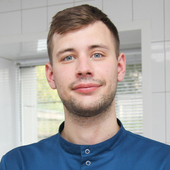 Некрасов Дмитрий Сергеевич, стоматолог-хирург