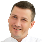 Хасанов Александр Фанисович, стоматолог-терапевт