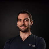 Чхаидзе Георгий Гурамович, стоматолог-терапевт