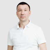 Сидоренко Евгений Сергеевич, стоматолог-терапевт