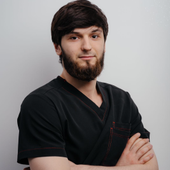 Латипов Магомед Ахмедович, стоматолог-терапевт