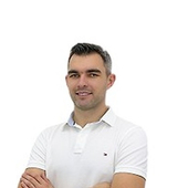 Черняк Андрей Валерьевич, стоматолог-хирург