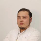 Пазылбеков Азамат Пазылбекович, ортодонт