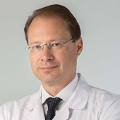 Кузнецов Александр Вячеславович, стоматолог-хирург