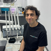 Кленов Руслан Солтанович, стоматолог-терапевт