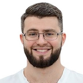 Музаев Руслан Ахмедович, стоматолог-хирург