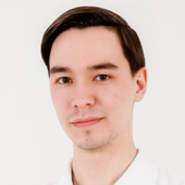 Курятников Кирилл Николаевич, стоматолог-хирург